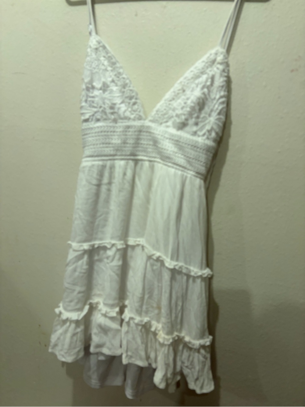 White Lace V-Neck Spaghetti Strap Sundress